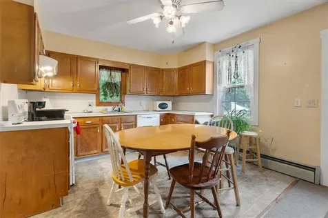 681 Putnam Pike Smithfield RI 02828