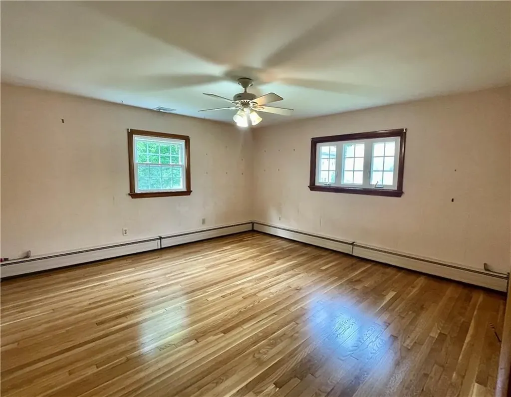 182 Highland Street Woonsocket RI 02895