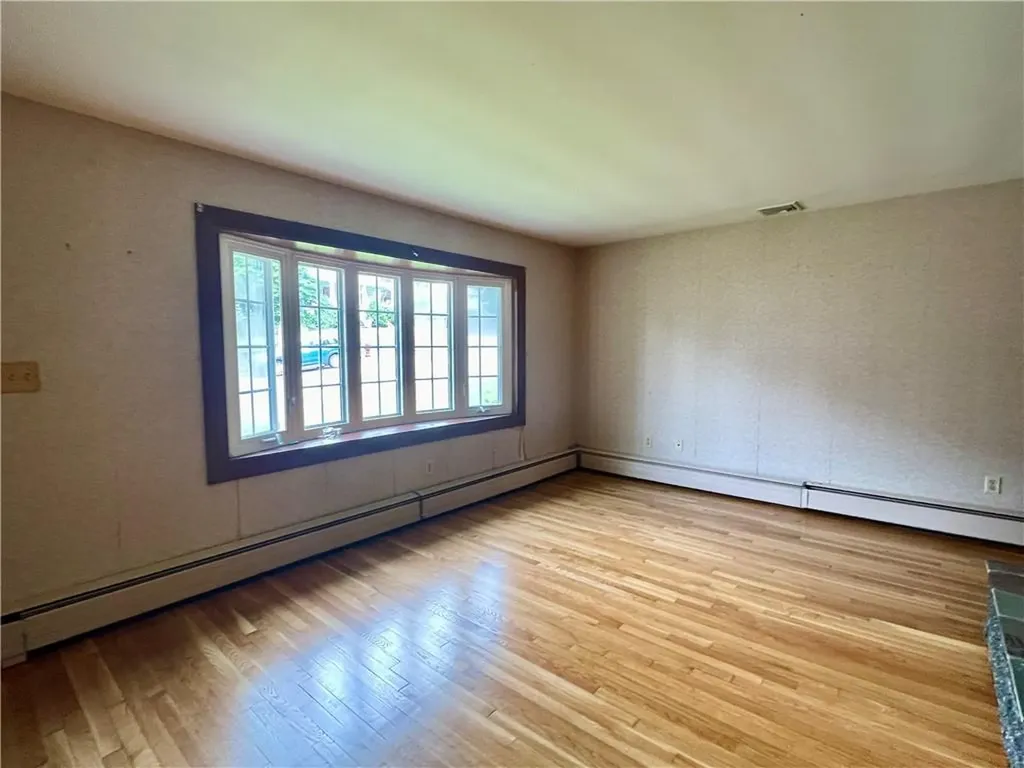 182 Highland Street Woonsocket RI 02895