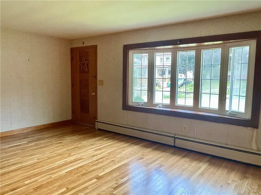 182 Highland Street Woonsocket RI 02895