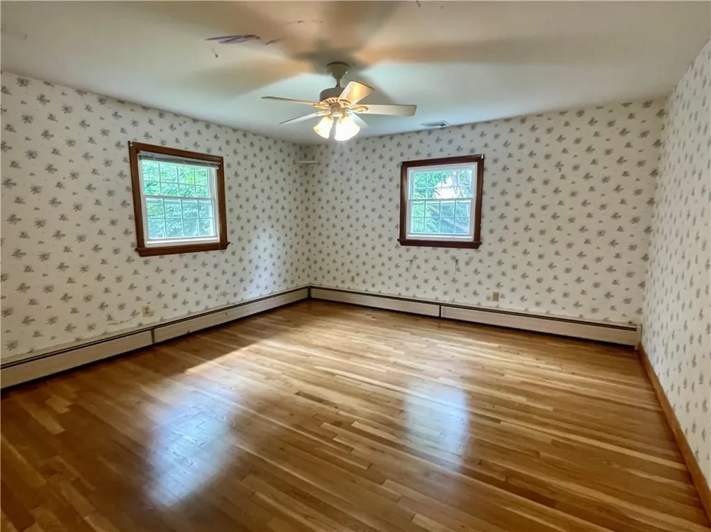 182 Highland Street Woonsocket RI 02895