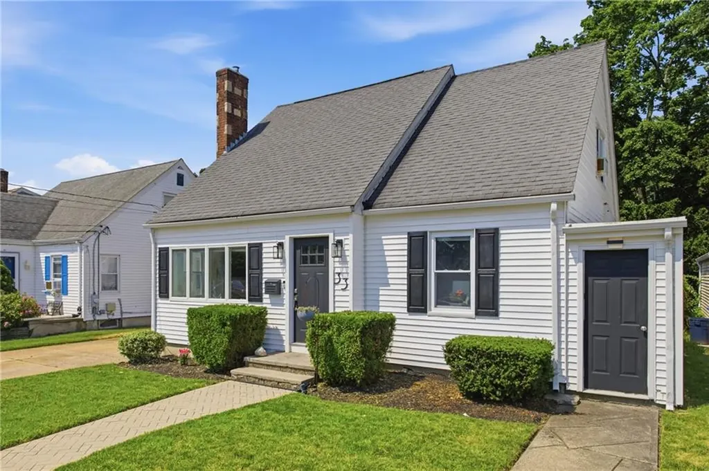 33 Sunset Terrace Cranston RI 02905