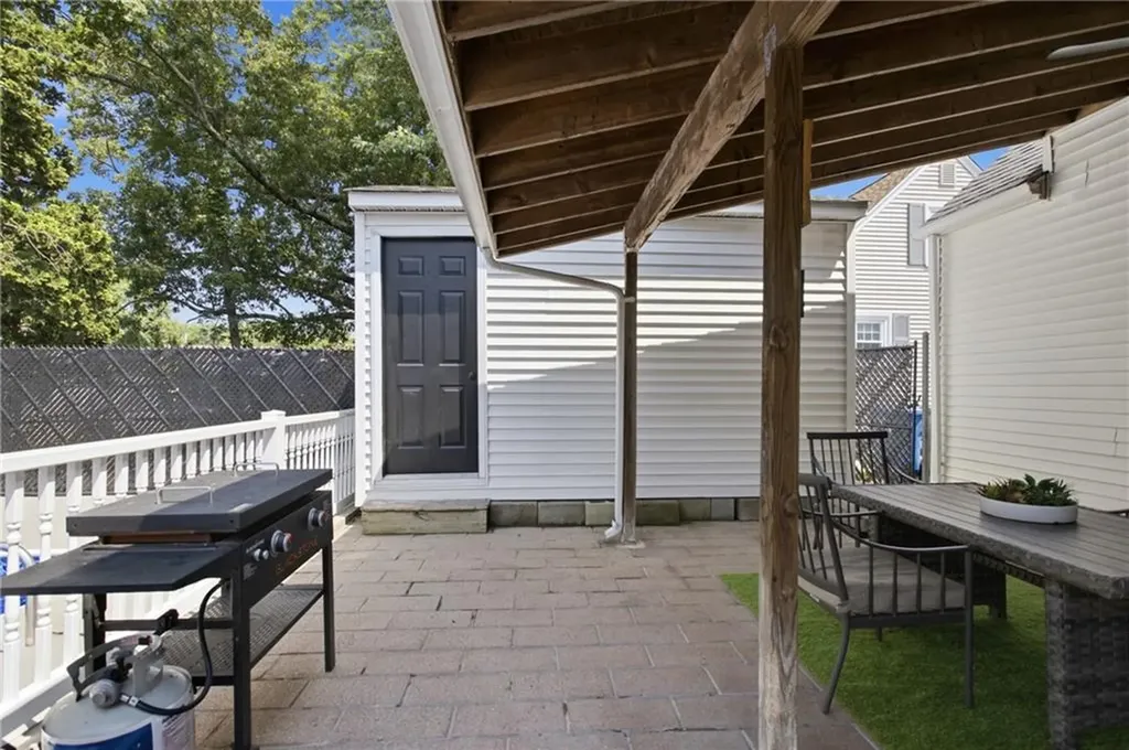 33 Sunset Terrace Cranston RI 02905