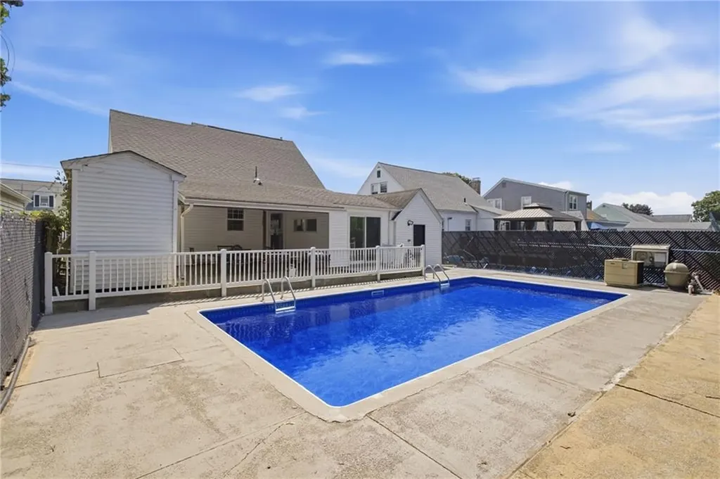 33 Sunset Terrace Cranston RI 02905
