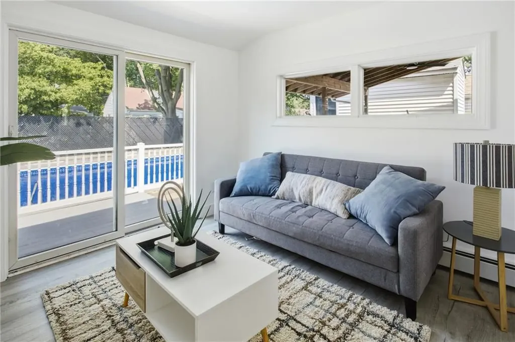 33 Sunset Terrace Cranston RI 02905