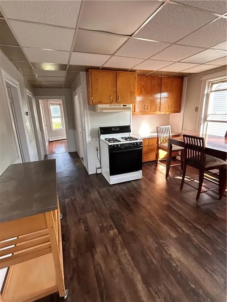 60 Arlington Street East Providence RI 02914