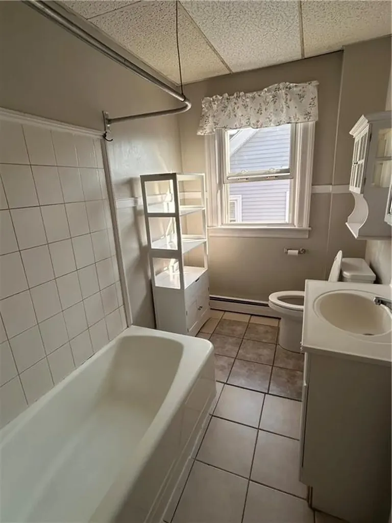 60 Arlington Street East Providence RI 02914