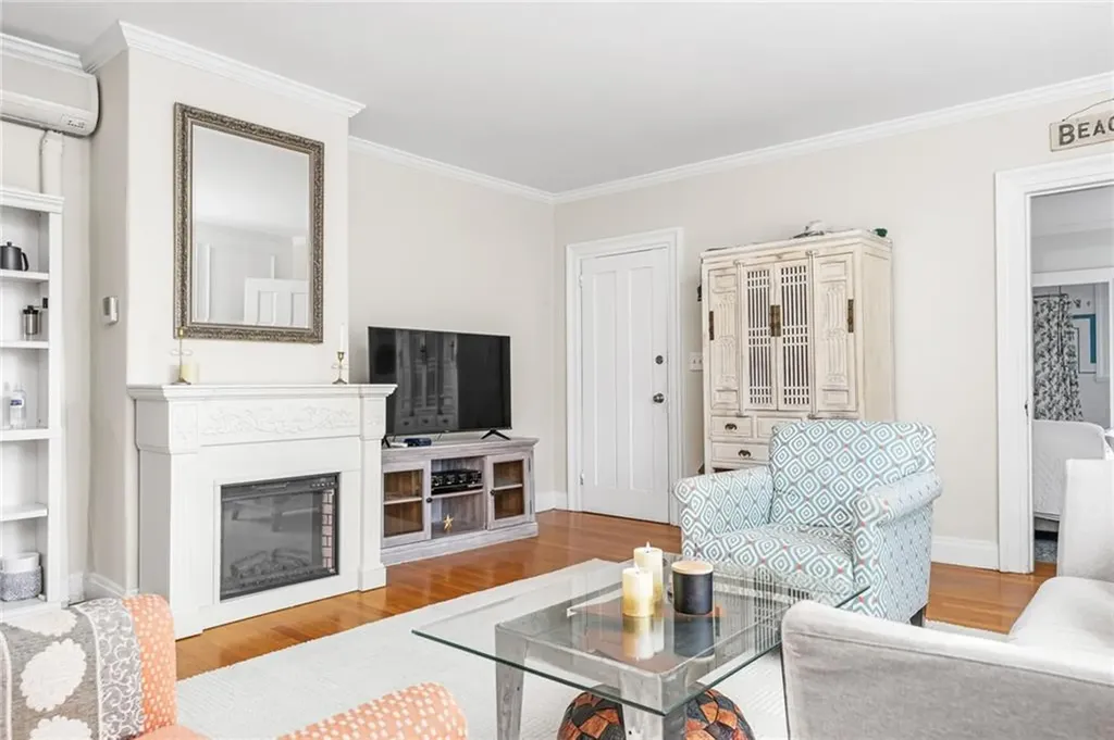 36 Kay Street Newport RI 02840