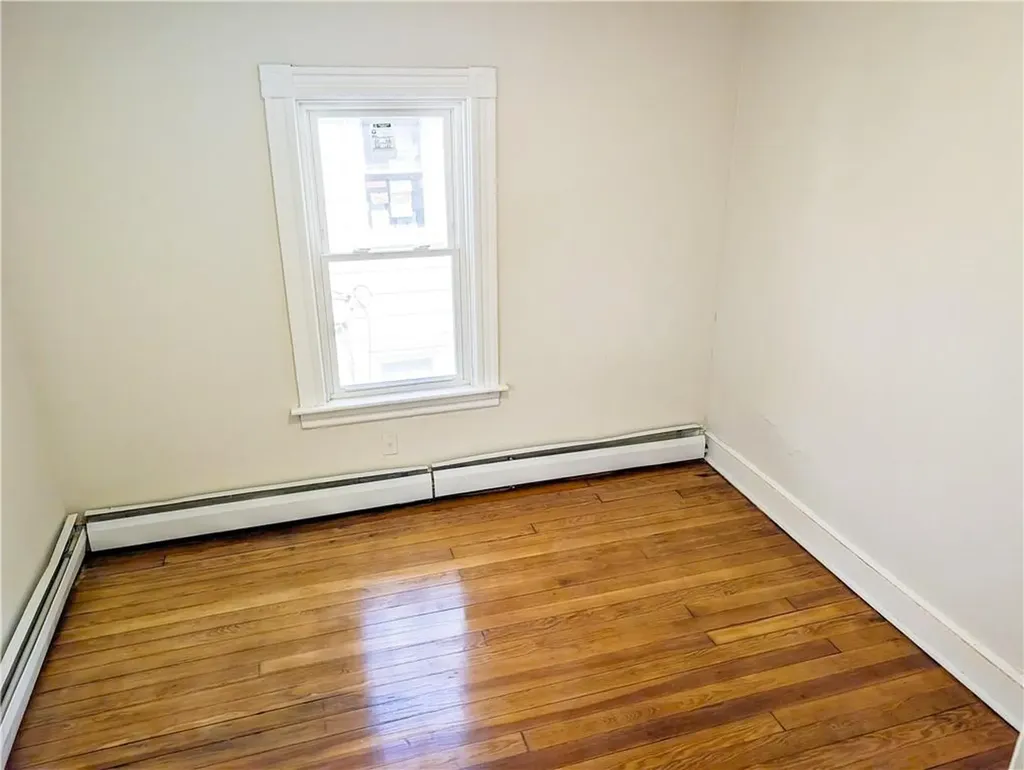 212 Roosevelt Street Providence RI 02909