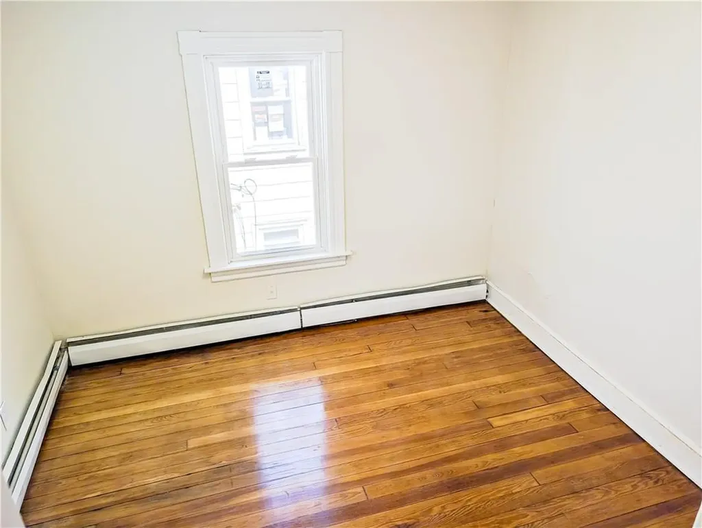 212 Roosevelt Street Providence RI 02909