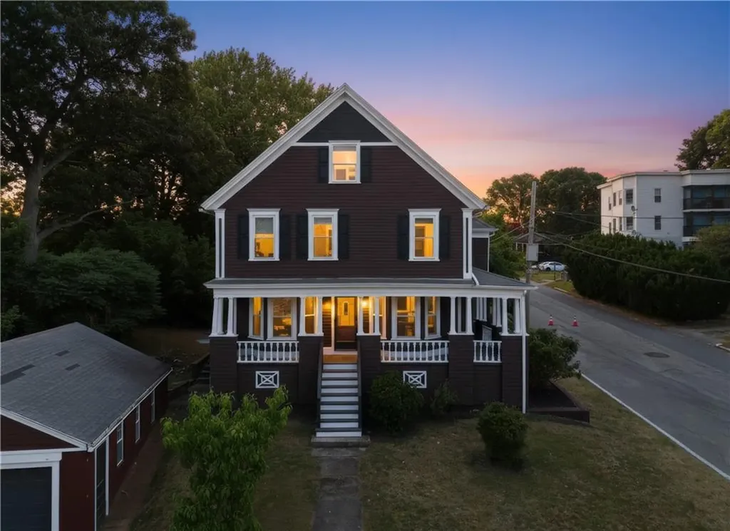 430 Cumberland Hill Road Woonsocket RI 02895