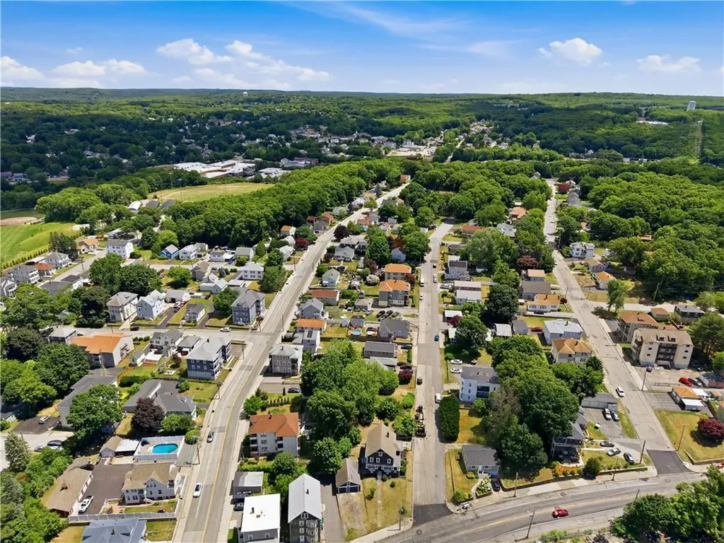430 Cumberland Hill Road Woonsocket RI 02895