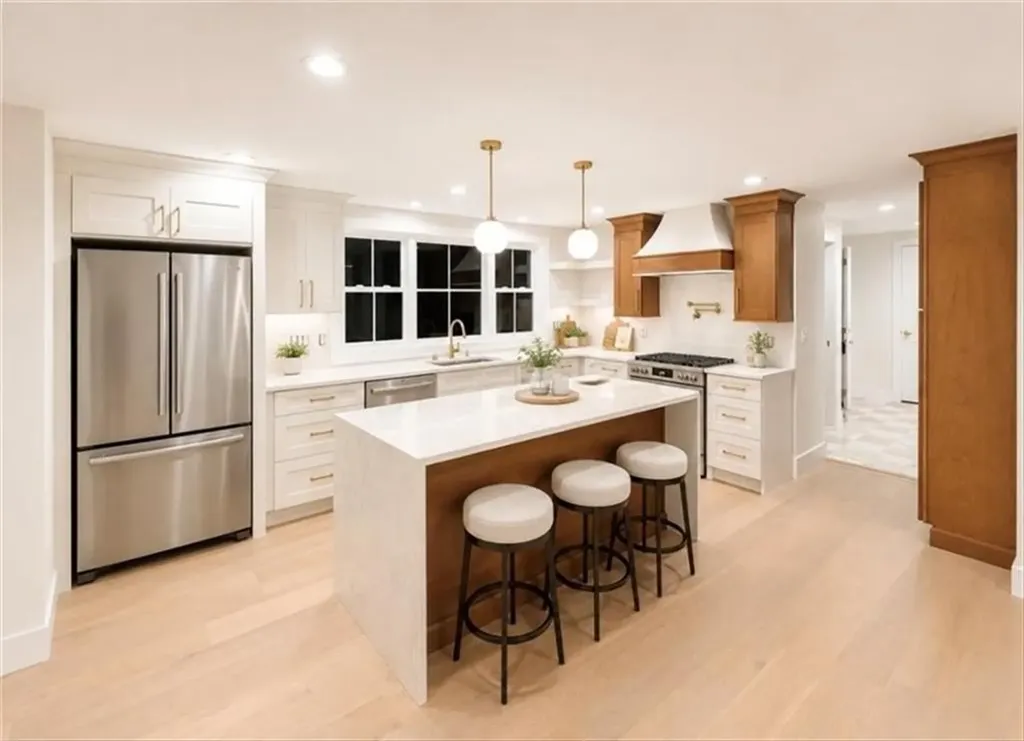 61 Applegate Road Cranston RI 02920