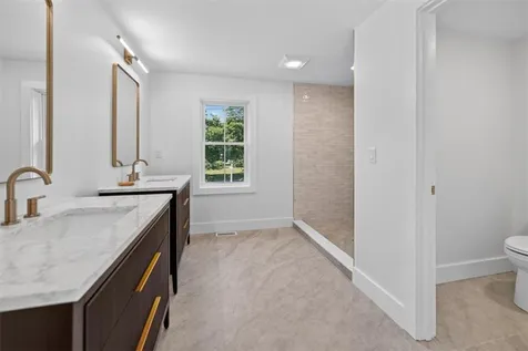 61 Applegate Road Cranston RI 02920