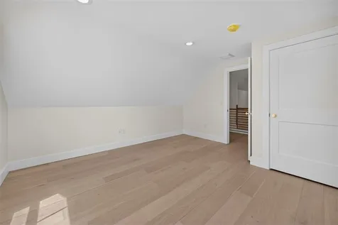 61 Applegate Road Cranston RI 02920