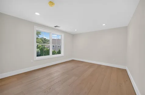 61 Applegate Road Cranston RI 02920