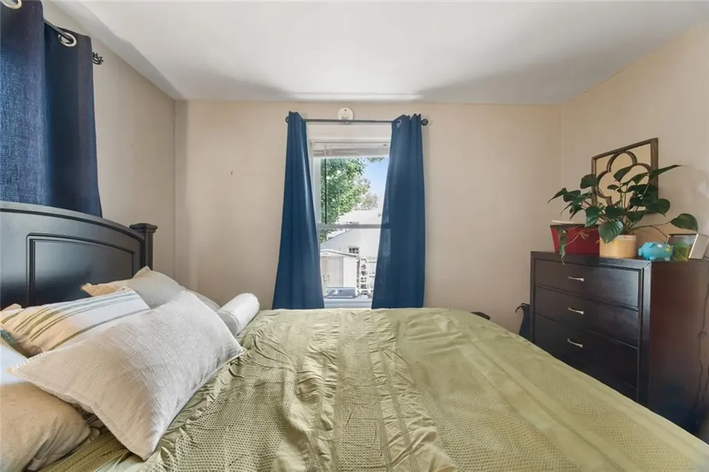 160 Richard Street Cranston RI 02910