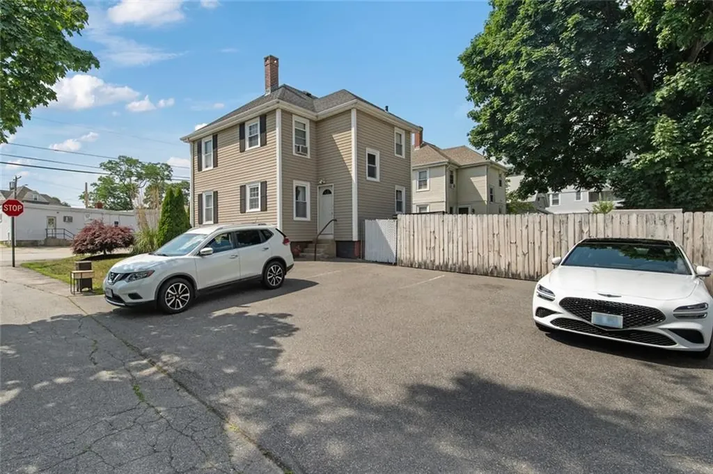 160 Richard Street Cranston RI 02910