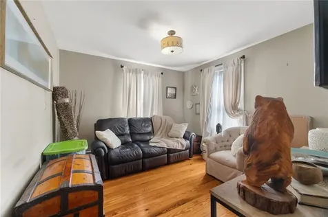 160 Richard Street Cranston RI 02910