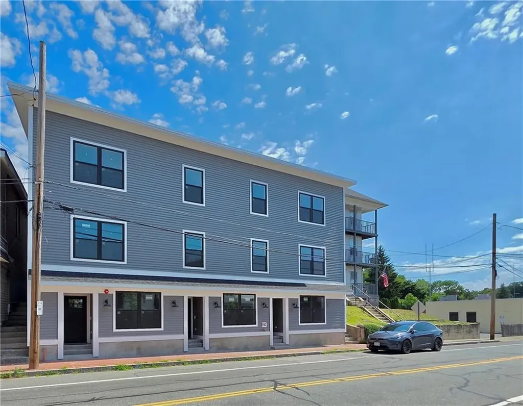 1965 Smith Street North Providence RI 02911