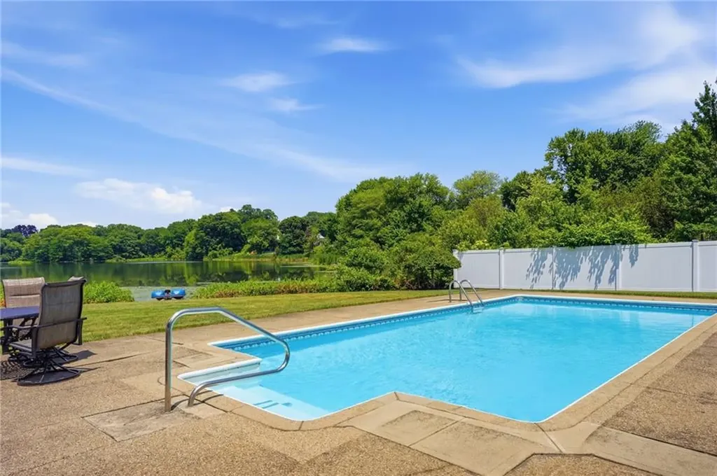 128 Sharon Street Cranston RI 02910