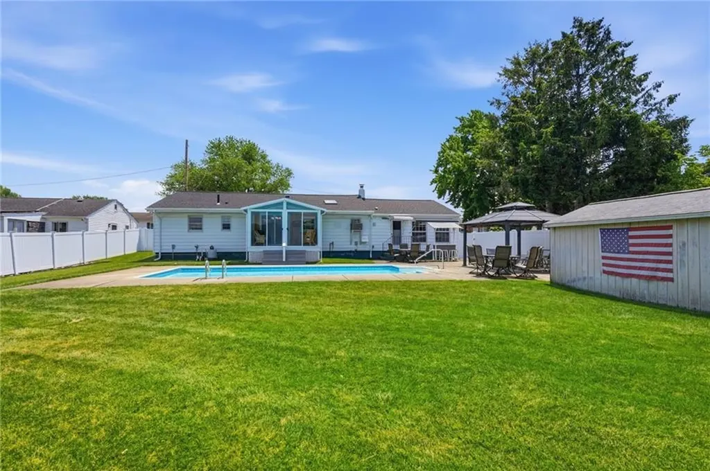 128 Sharon Street Cranston RI 02910