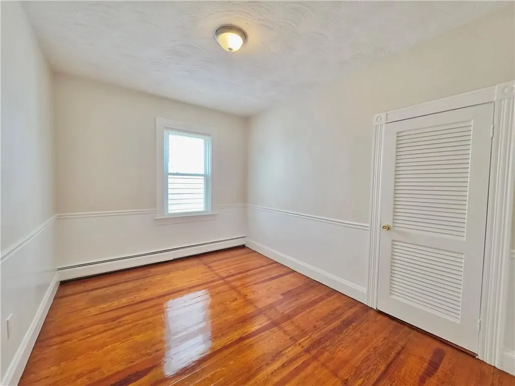 524 Charles Street Providence RI 02904