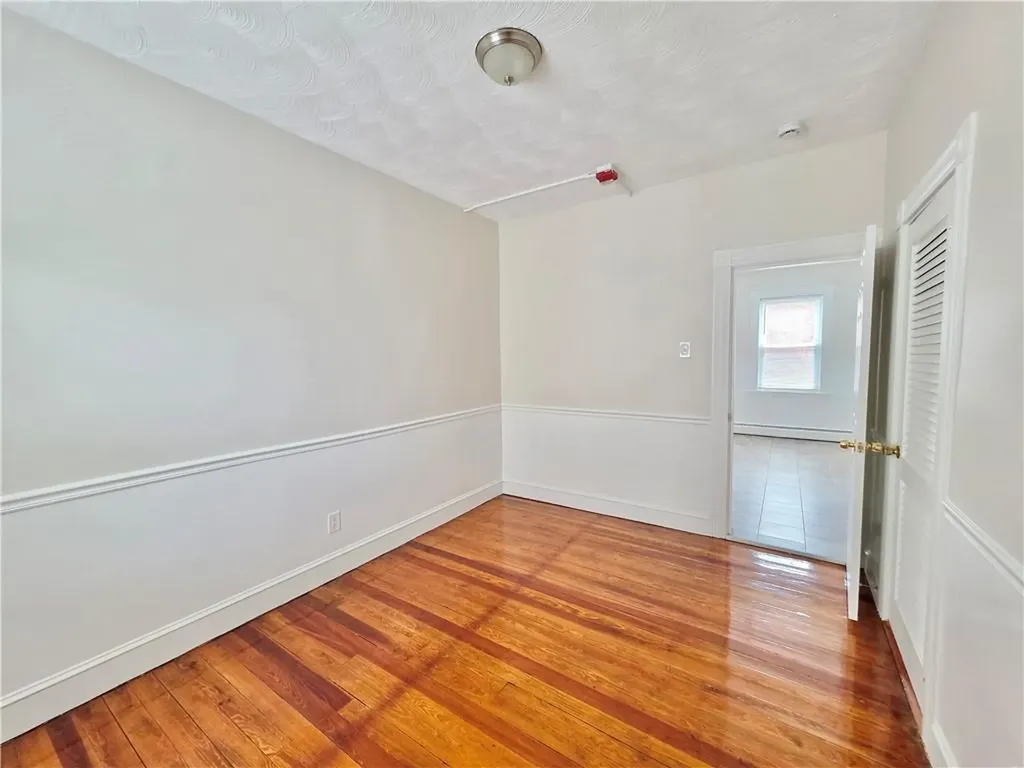 524 Charles Street Providence RI 02904