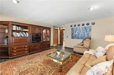 191 Fairway Drive Seekonk MA 02771