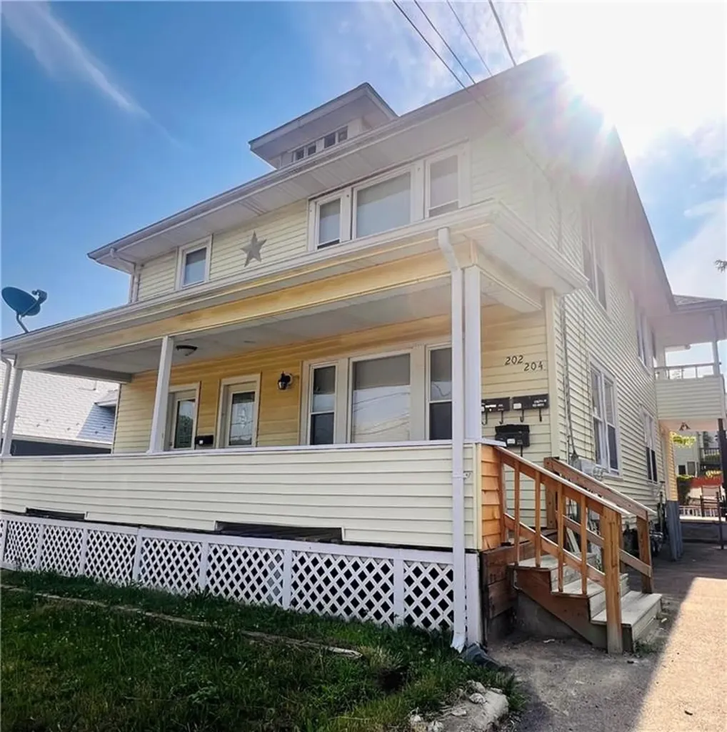 204 Ward Street Woonsocket RI 02895