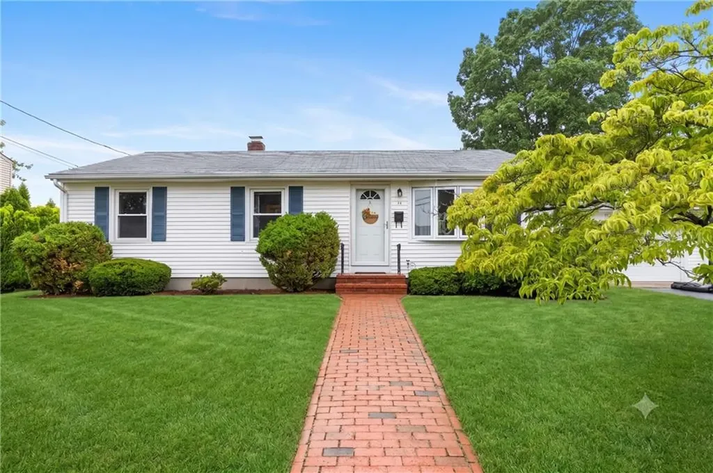 14 Primrose Drive East Providence RI 02915