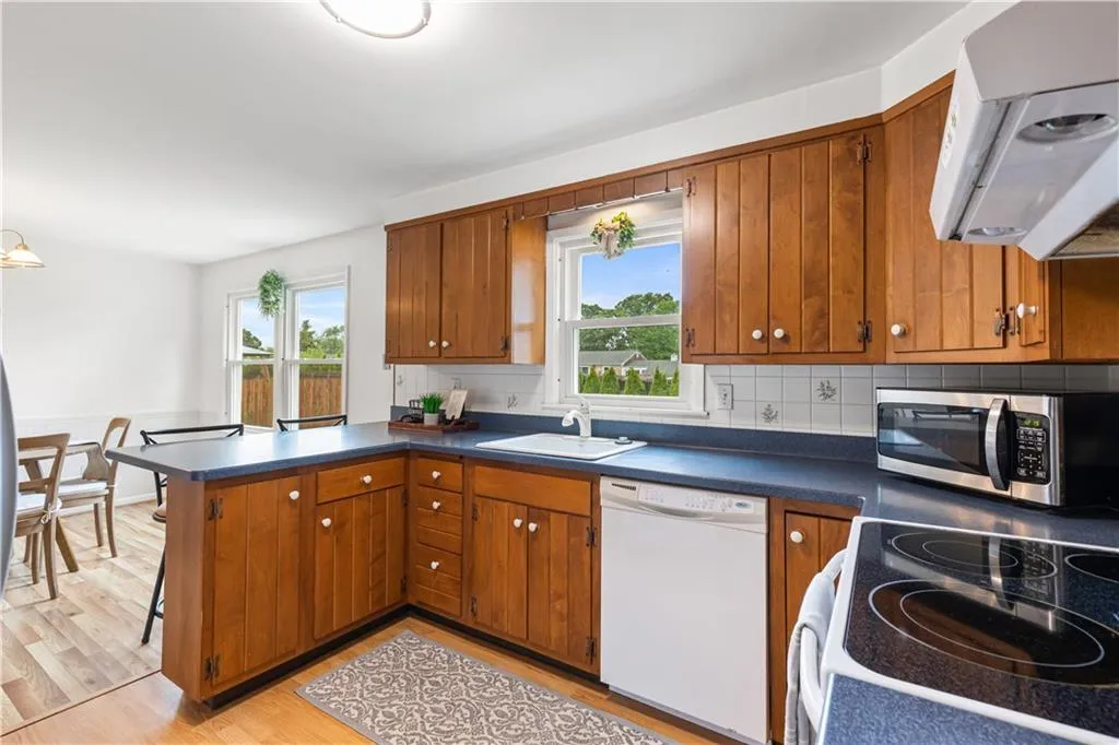 14 Primrose Drive East Providence RI 02915