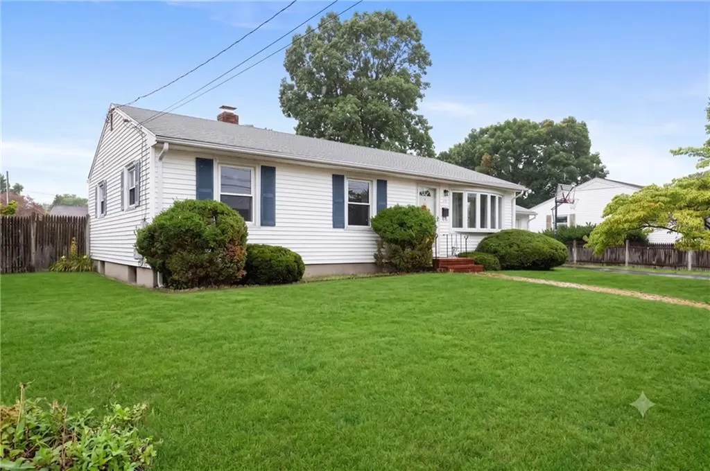 14 Primrose Drive East Providence RI 02915
