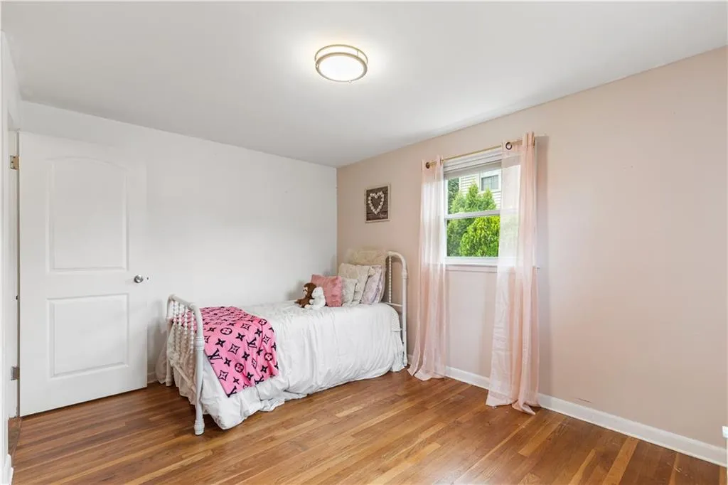 14 Primrose Drive East Providence RI 02915