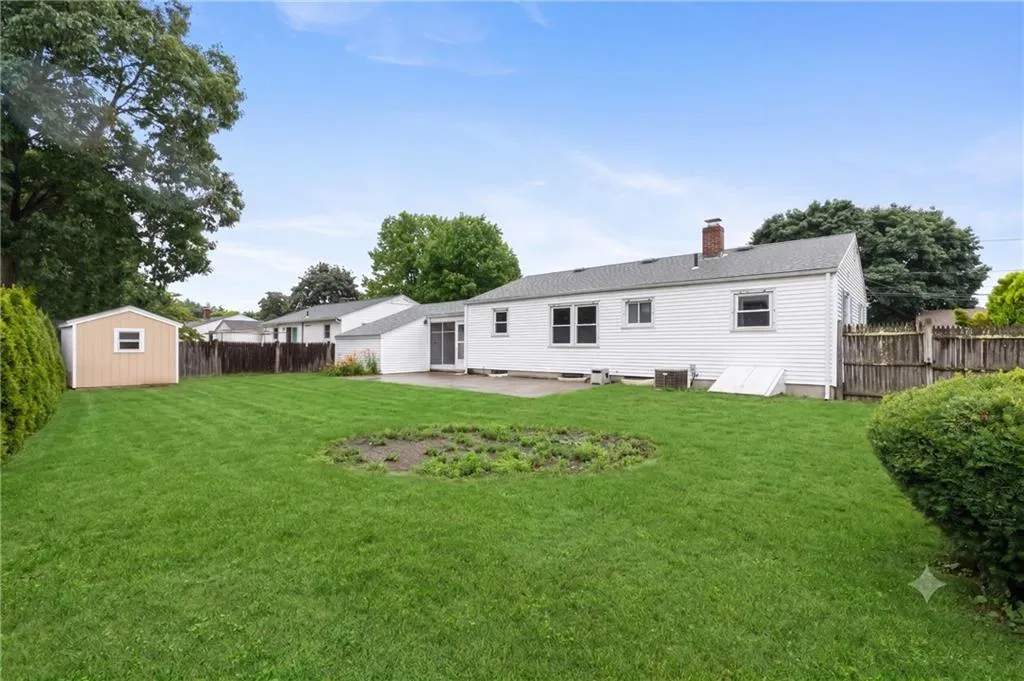 14 Primrose Drive East Providence RI 02915