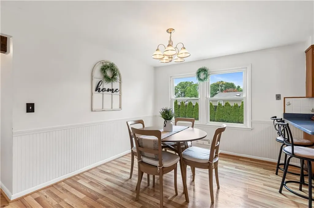 14 Primrose Drive East Providence RI 02915
