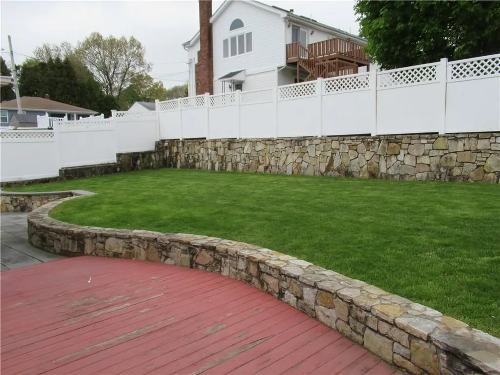 189 Curry Road Cranston RI 02920