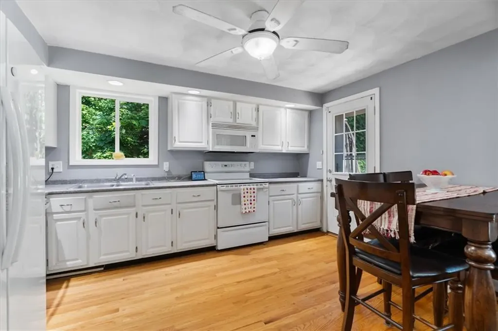 7 Boulder Drive Johnston RI 02919