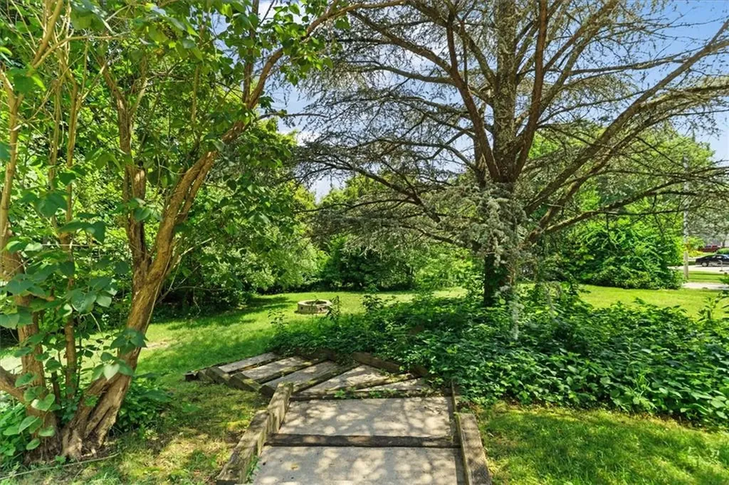 7 Boulder Drive Johnston RI 02919