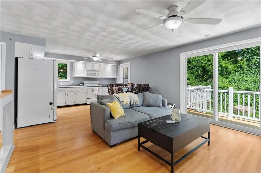 7 Boulder Drive Johnston RI 02919