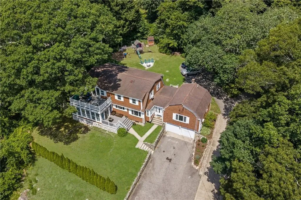 5443 Post Road Charlestown RI 02813