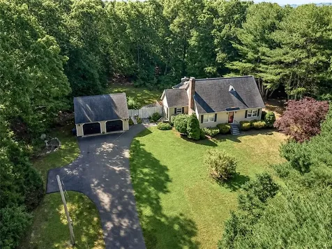83 Stoney Hollow Road Tiverton RI 02878