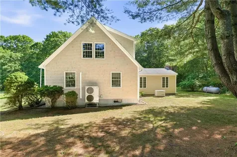 83 Stoney Hollow Road Tiverton RI 02878