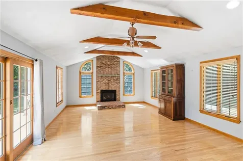 83 Stoney Hollow Road Tiverton RI 02878