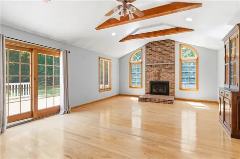 83 Stoney Hollow Road Tiverton RI 02878