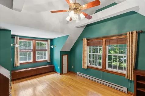 83 Stoney Hollow Road Tiverton RI 02878
