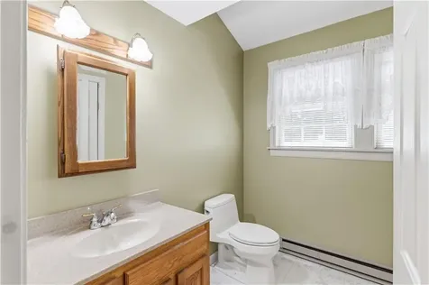 83 Stoney Hollow Road Tiverton RI 02878