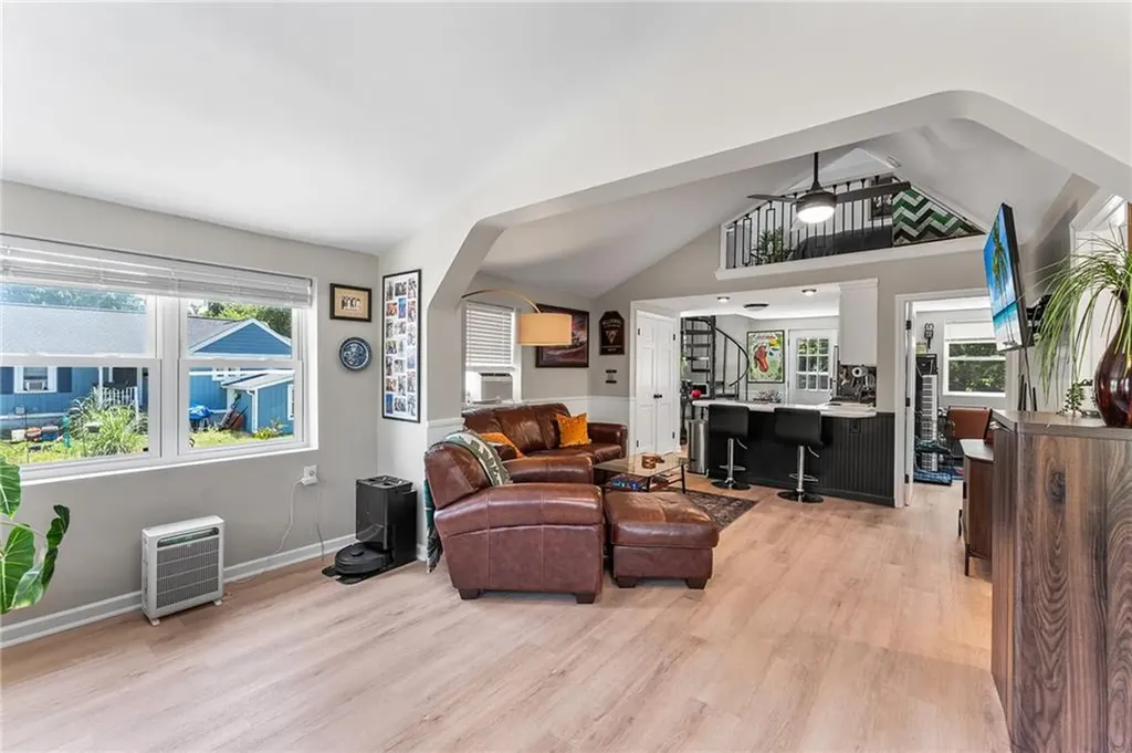 11 Saint Claire Avenue Warwick RI 02889