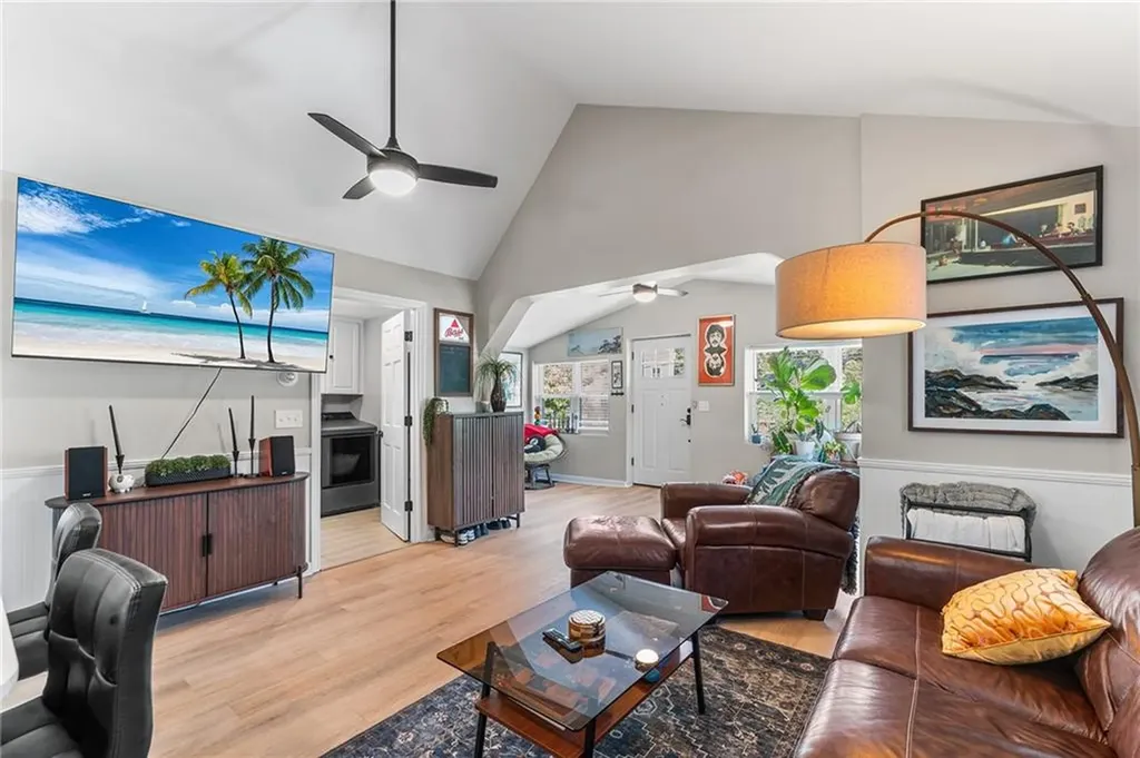 11 Saint Claire Avenue Warwick RI 02889