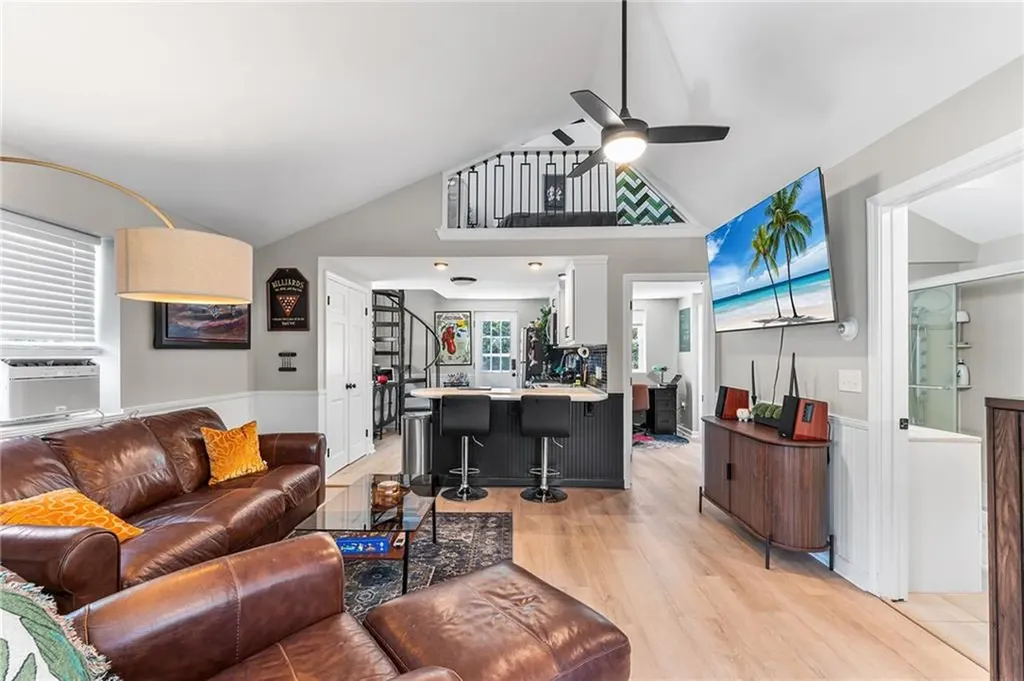 11 Saint Claire Avenue Warwick RI 02889
